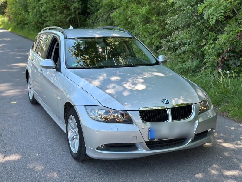 Grau Gebraucht 2008 BMW 320 Advantage Kombi | 4.999 € - Bild 1/4