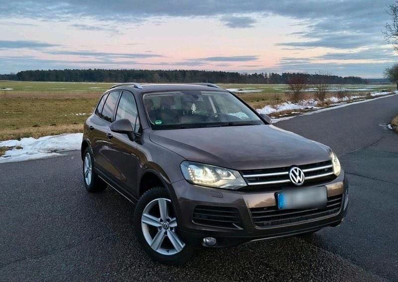Braun Gebraucht 2010 VW Touareg SUV | 15.500 € (Fairer Preis) - Bild 1/4