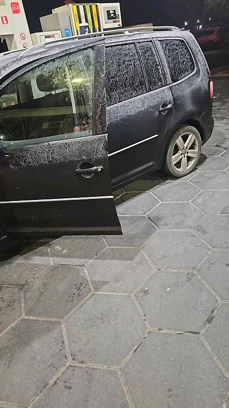 Gebraucht VW Touran 177 PS (130 kW) 2015 Schwarz Van / Kleinbus