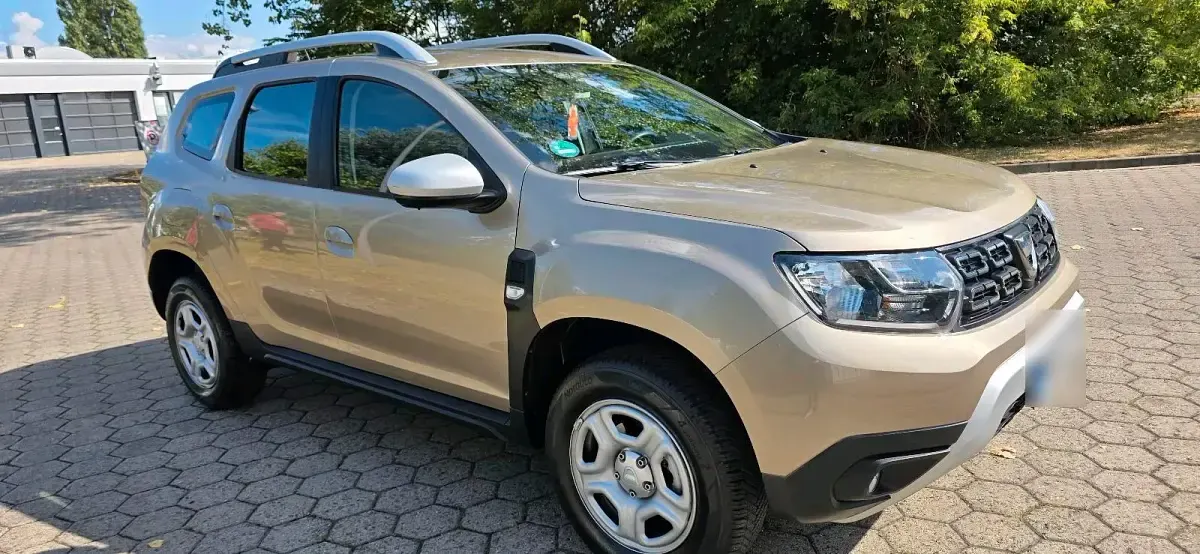 Gebraucht Dacia Duster 125 PS (91 kW) 2018 Gelb SUV