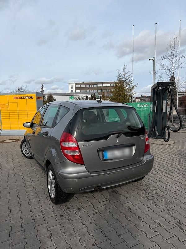 Gebraucht Mercedes A180 109 PS (80 kW) 2006 Grau Kleinwagen