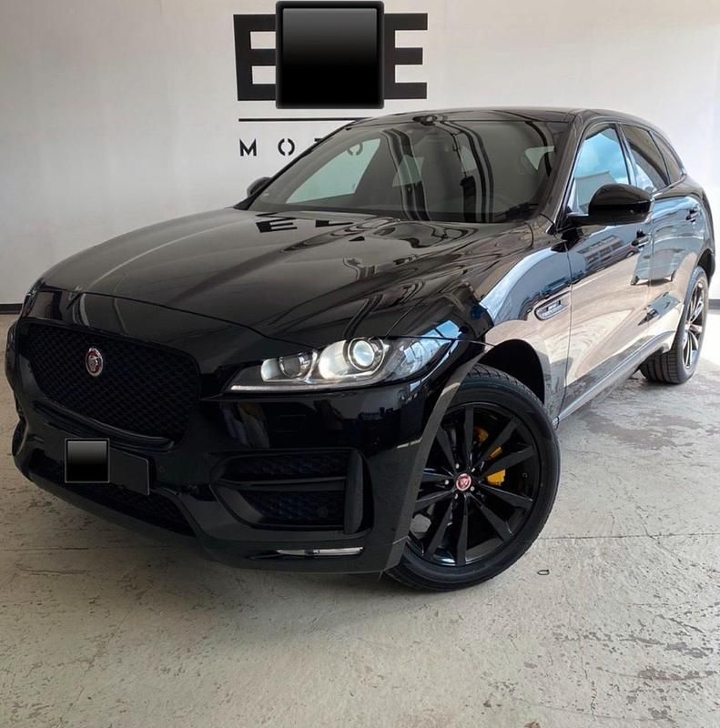 Schwarz Gebraucht 2018 Jaguar F-Pace SUV | 19.500 € - Bild 1/4