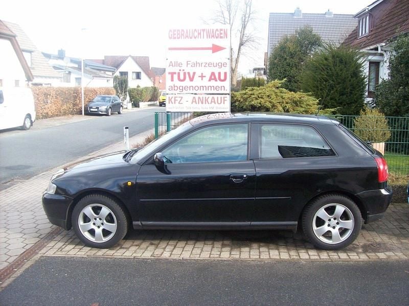 Gebraucht Audi A3 101 PS (74 kW) 1998 Schwarz Kleinwagen