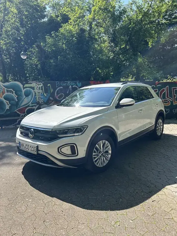 Gebraucht VW T-Roc Life 110 PS (80 kW) 2022 Weiß SUV