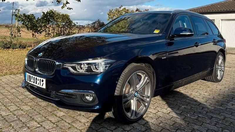 Blau Gebraucht 2016 BMW 340 Luxury Line Kombi | 30.790 € (Guter Preis) - Bild 1/4