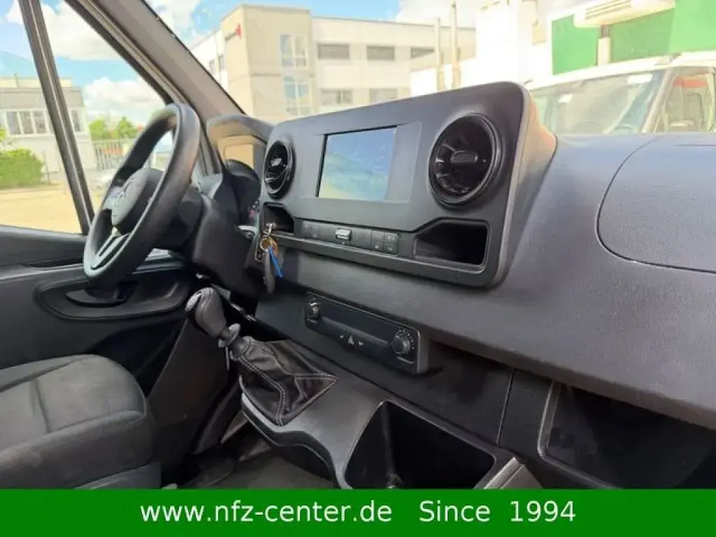 Gebraucht Mercedes Sprinter 114 PS (83 kW) 2021 Arktikweiss Van