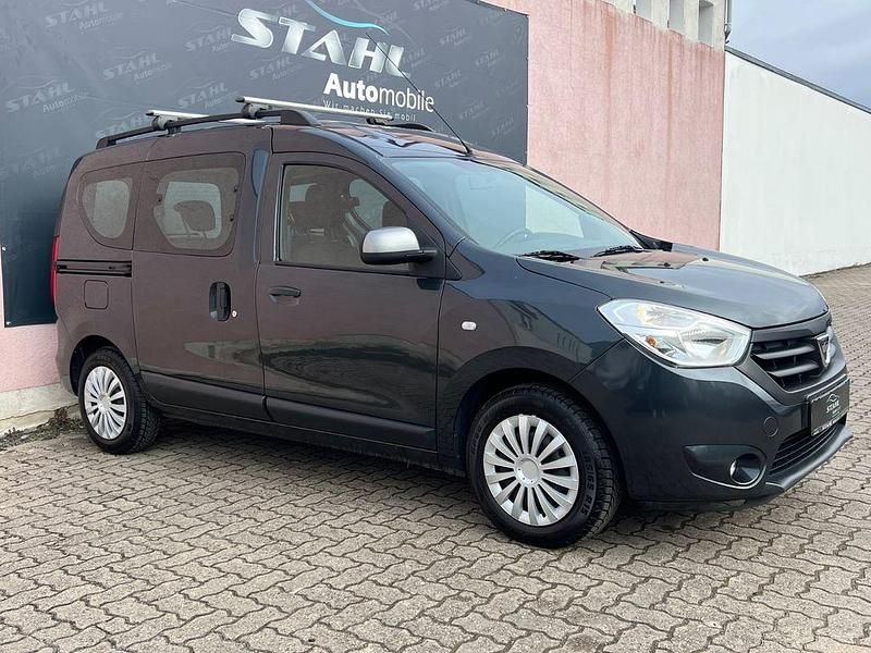 Gebraucht Dacia Dokker Celebration 116 PS (85 kW) 2015 Grau Van / Kleinbus