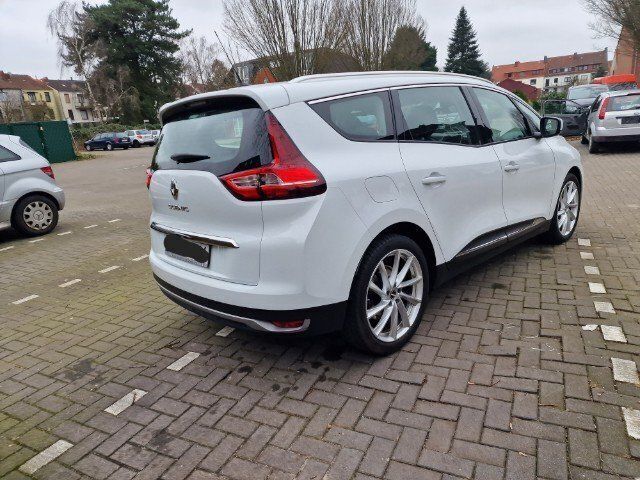 Gebraucht Renault Grand Scénic IV 140 PS (102 kW) 2018 Weiß metallic Van / Kleinbus