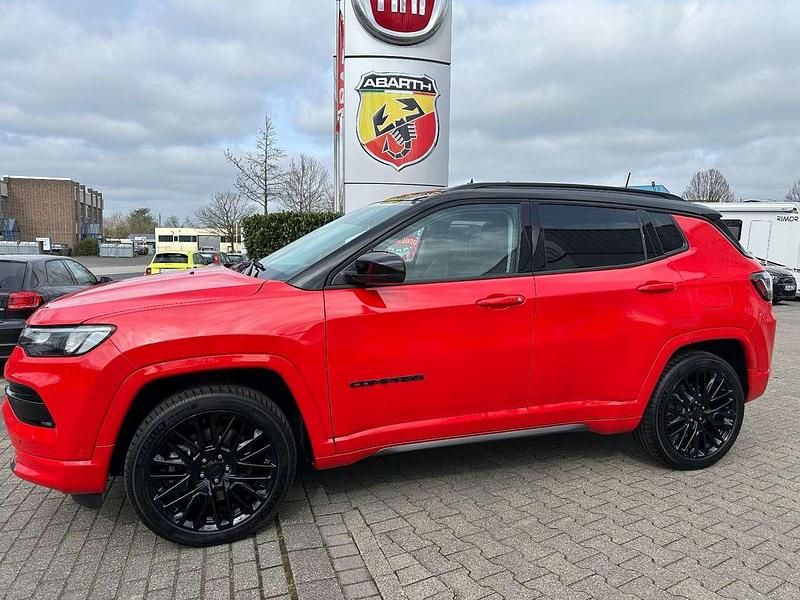 Colorado red/schwarz Gebraucht 2022 Jeep Compass SUV | 28.990 € (Fairer Preis) - Bild 1/4