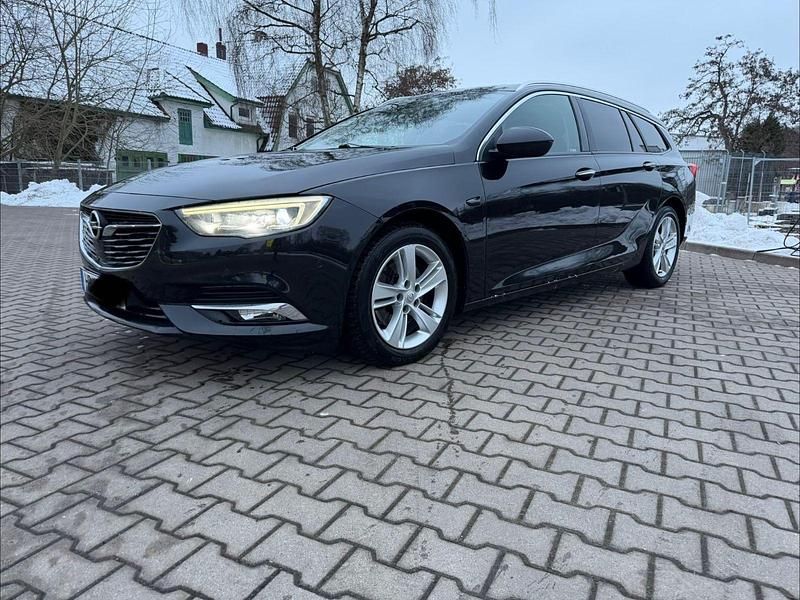 Gebraucht Opel Insignia Dynamic 136 PS (100 kW) 2018 Schwarz Kombi