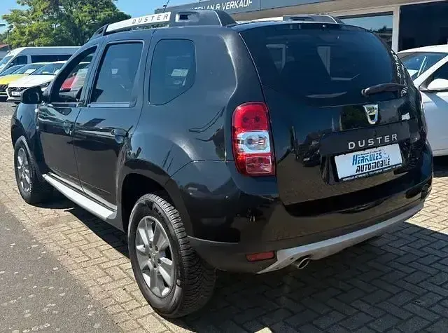 Używany Dacia Duster 114 KM (83 kW) 2017 Czarny SUV