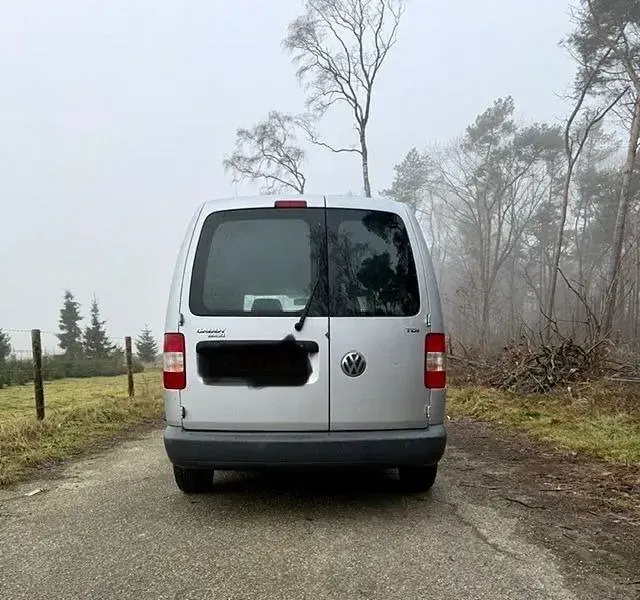 Gebraucht VW Caddy Maxi 105 PS (77 kW) 2008 Silber Van / Kleinbus