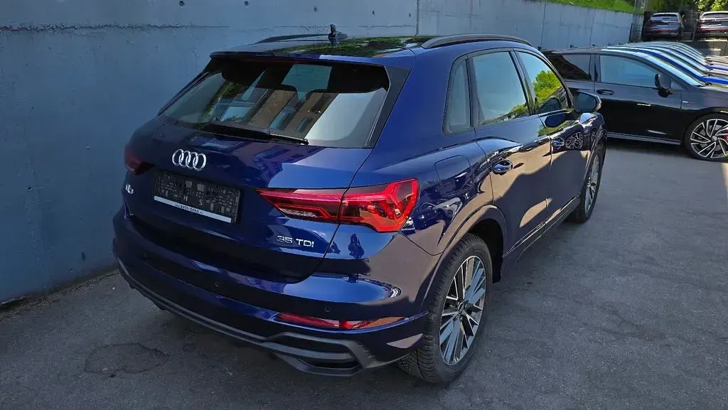 Gebraucht Audi Q3 S-Line 150 PS (110 kW) 2022 Blau SUV