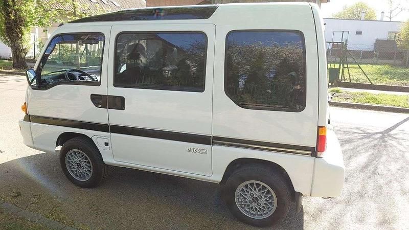 Gebraucht Subaru Libero 52 PS (38 kW) 1993 Weiß Van / Kleinbus