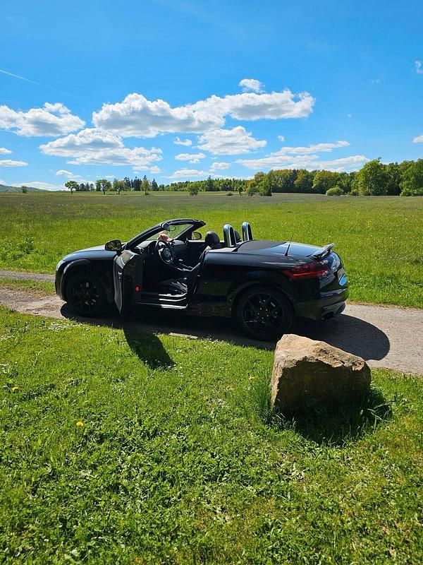 Gebraucht Audi TT Roadster 160 PS (117 kW) 2012 Schwarz Cabrio