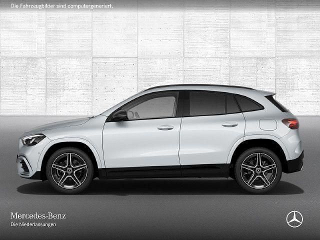 Usata Mercedes GLA200 Advanced Plus 163 CV (119 kW) 2023 Argento SUV