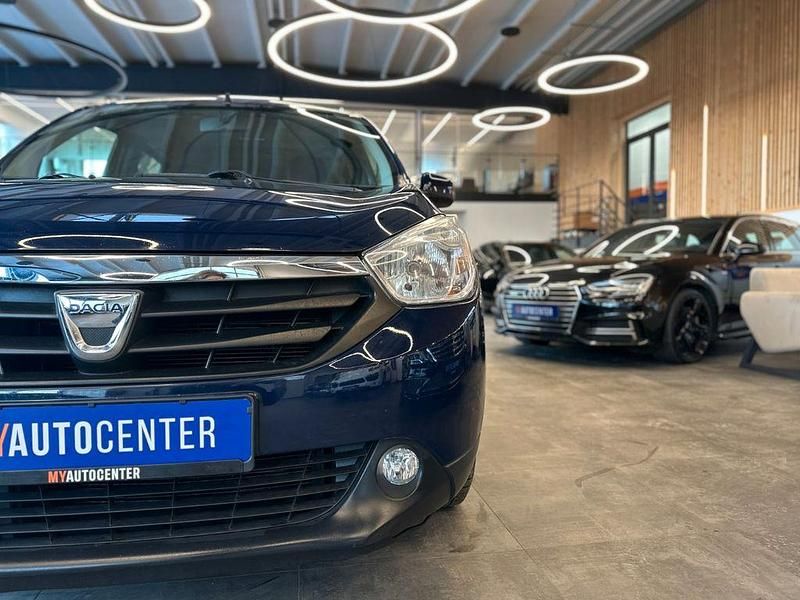 Gebraucht Dacia Lodgy 83 PS (61 kW) 2012 Blau Van / Kleinbus