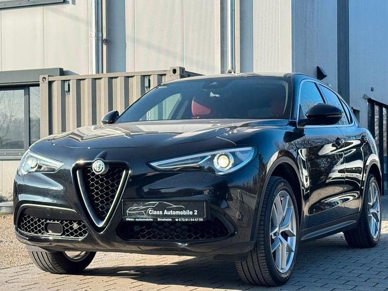 Gebraucht Alfa Romeo Stelvio Tech Edition 280 PS (205 kW) 2019 Schwarz SUV
