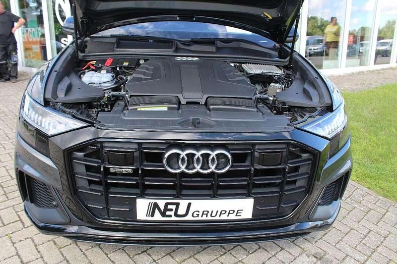 Daytonagrau perleffekt Gebraucht 2021 Audi Q8 S-Line SUV | 64.989 € (Fairer Preis) - Bild 1/4
