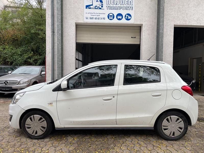 Weiß Gebraucht 2019 Mitsubishi Space Star Basis Limousine | 2.500 € (Superpreis) - Bild 1/4