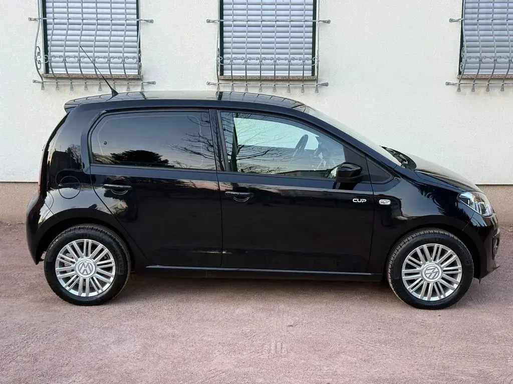 Używany VW up! Cup 60 KM (44 kW) 2014 Czarny Hatchback