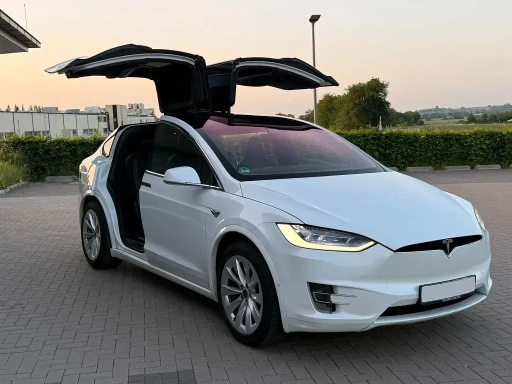Gebraucht Tesla Model X 344 kW (469 PS) 2017 Weiß SUV
