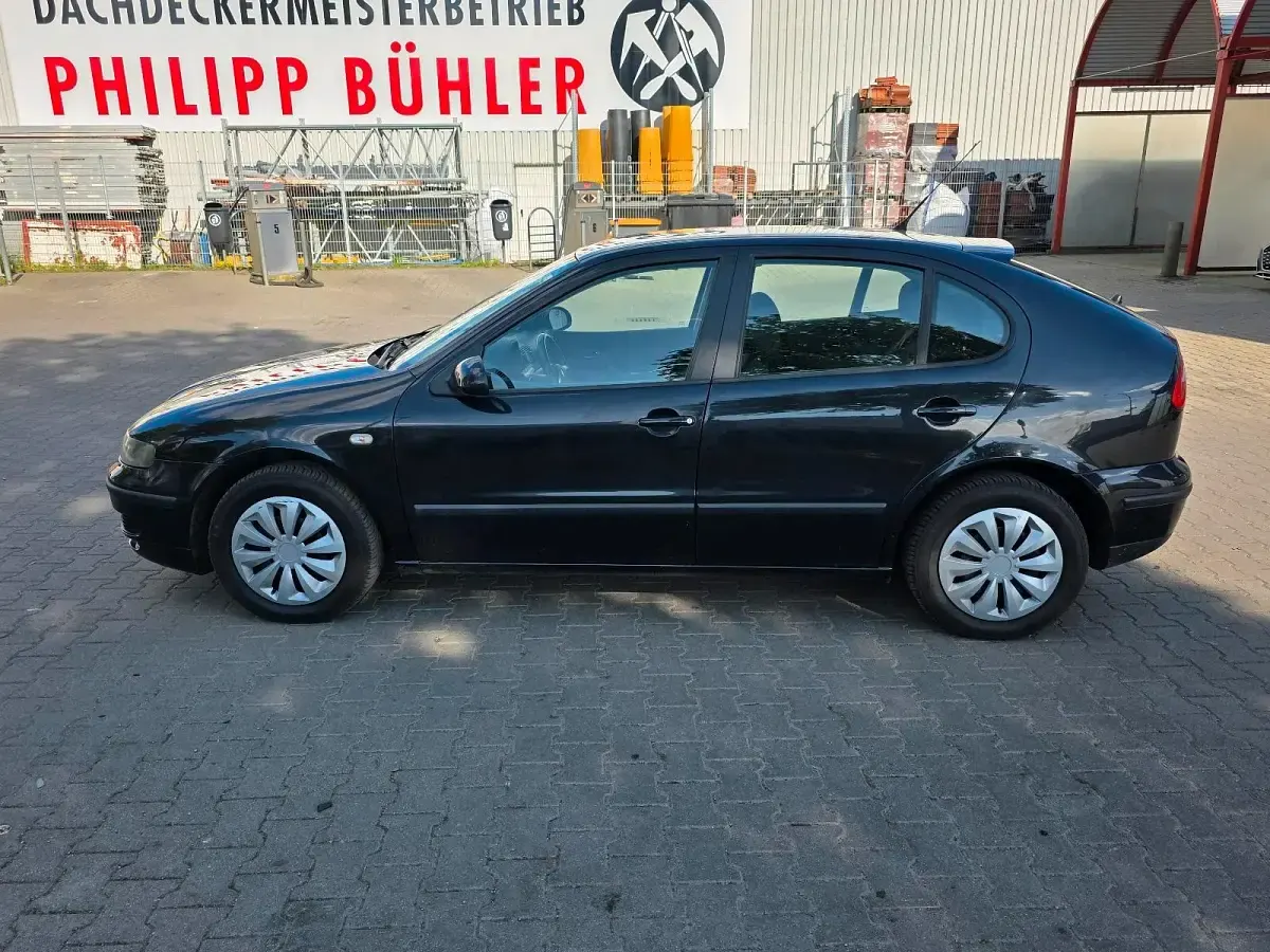Gebraucht Seat Leon 105 PS (77 kW) 2004 Schwarz Kleinwagen