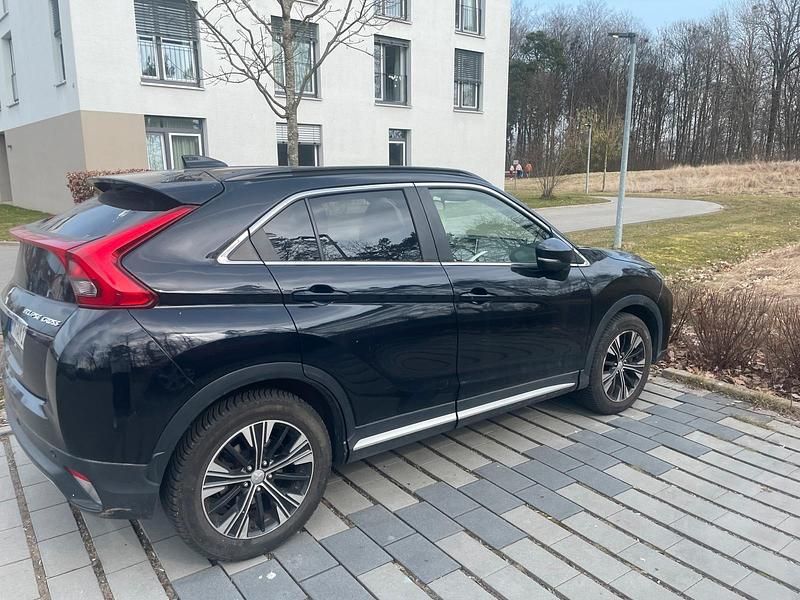 Gebraucht Mitsubishi Eclipse Cross 163 PS (119 kW) 2018 Schwarz SUV