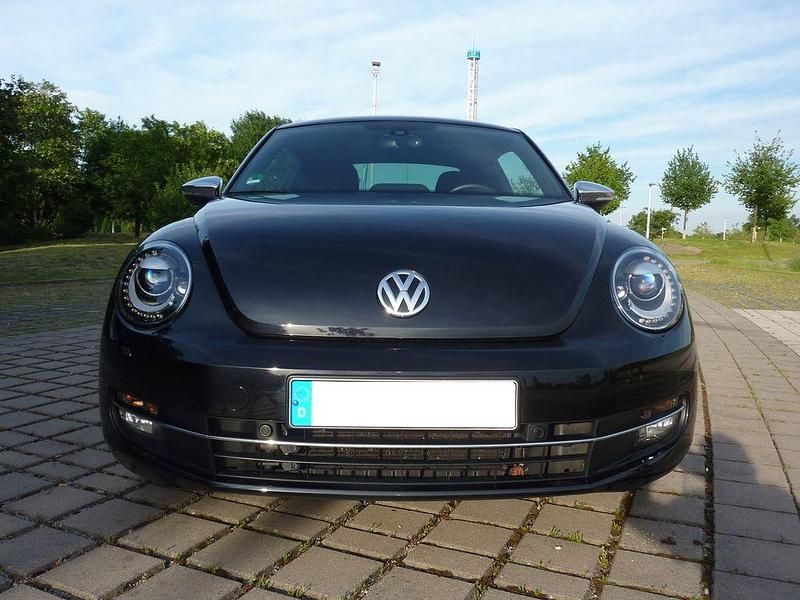 Gebraucht VW Beetle Edition 140 PS (102 kW) 2012 Schwarz Kleinwagen
