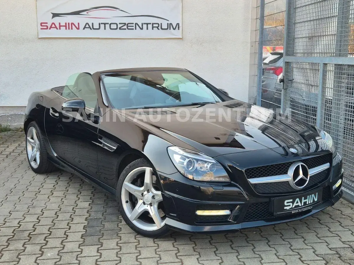 Gebraucht Mercedes SLK250 AMG 204 PS (150 kW) 2012 Schwarz Cabrio