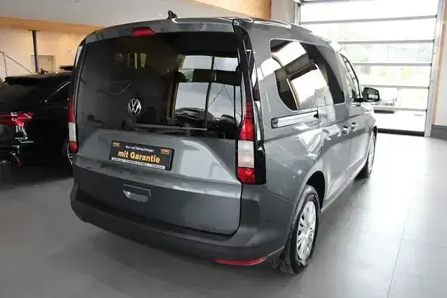 Gebraucht VW Caddy 102 PS (75 kW) 2021 Grau Van / Kleinbus