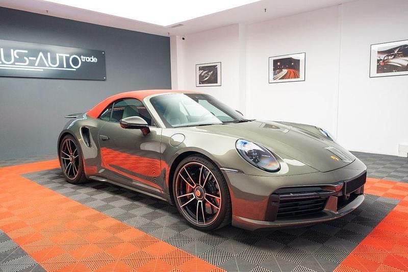 Grün Gebraucht 2023 Porsche 992 Cabrio | 239.580 € (Fairer Preis) - Bild 1/4