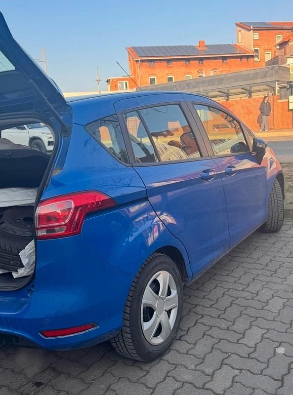 Second-hand Ford B-MAX 101 CP (74 kW) 2013 Albastru Monovolum