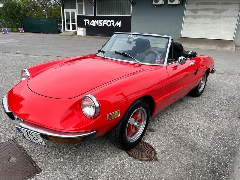 Gebraucht Alfa Romeo Spider Veloce 126 PS (92 kW) 1971 Rot Cabrio