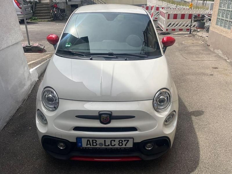 Weiß Gebraucht 2017 Abarth 595 Competizione Kleinwagen | 15.300 € (Fairer Preis) - Bild 1/4