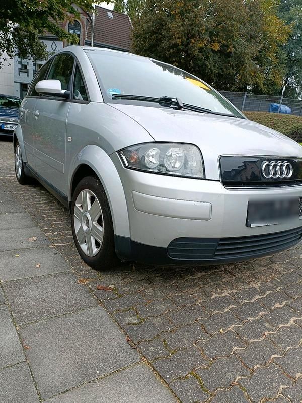Silber Gebraucht 2002 Audi A2 Kleinwagen | 750 € (Superpreis) - Bild 1/3