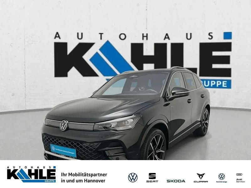 Schwarz Gebraucht 2024 VW Tiguan R SUV | 54.989 € - Bild 1/4