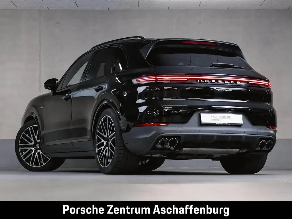 Gebraucht Porsche Cayenne S E-Hybrid 519 PS (381 kW) 2025 Schwarz SUV
