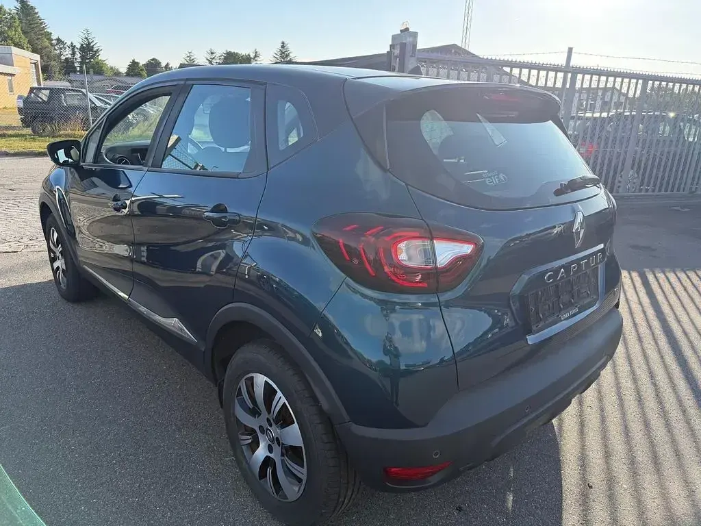 Gebraucht Renault Captur Intens 90 PS (66 kW) 2017 Blau SUV