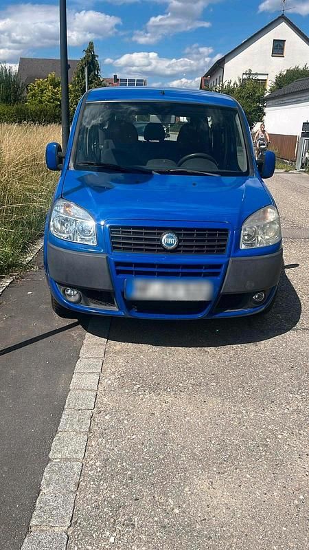 Blau Gebraucht 2006 Fiat Doblò Van / Kleinbus | 1.350 € (Superpreis) - Bild 1/4