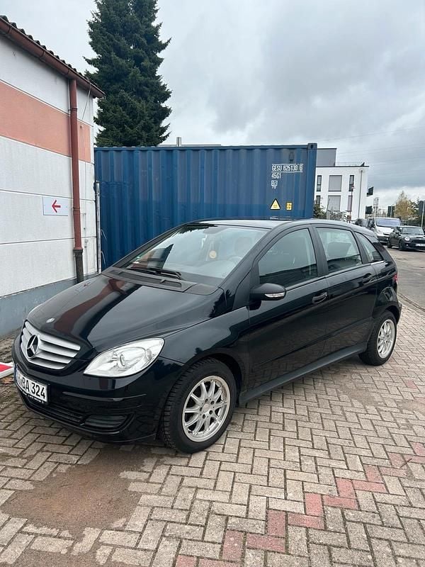 Schwarz Gebraucht 2006 Mercedes B170 Van / Kleinbus | 2.900 € - Bild 1/4