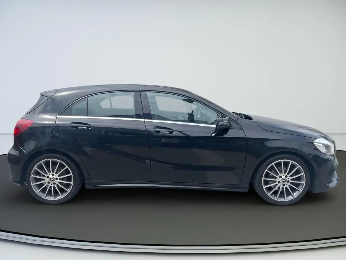 Gebraucht Mercedes A200 AMG 136 PS (100 kW) 2018 Schwarz Limousine