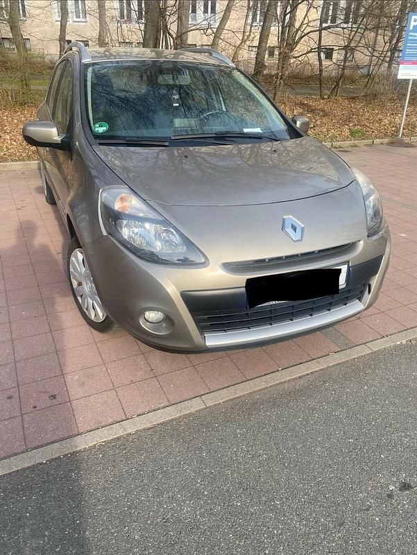 Gebraucht Renault Clio GrandTour 75 PS (55 kW) 2012 Braun Kombi