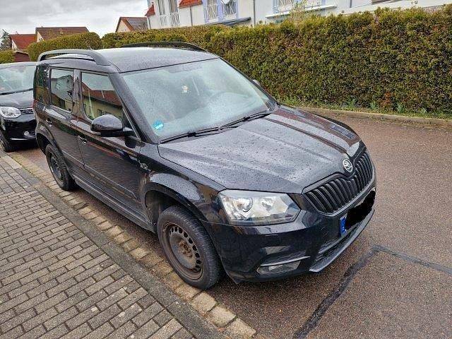 Gebraucht Skoda Yeti 120 PS (88 kW) 2015 Schwarz SUV