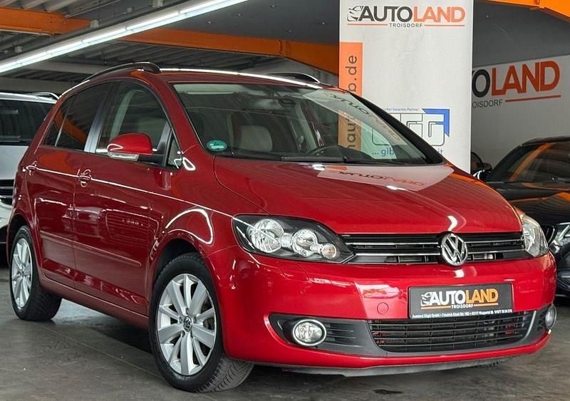 Rot Gebraucht 2010 VW Golf Plus Cross Team Van / Kleinbus | 9.950 € (Teuer) - Bild 1/4