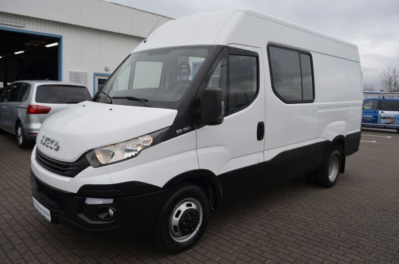 White ic 194 Gebraucht 2018 Iveco Daily Van / Kleinbus | 20.880 € (Fairer Preis) - Bild 1/4