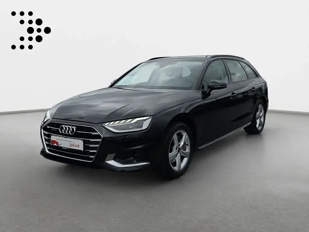 Używany Audi A4 Advanced Plus 204 KM (150 kW) 2023 Czarny Kombi