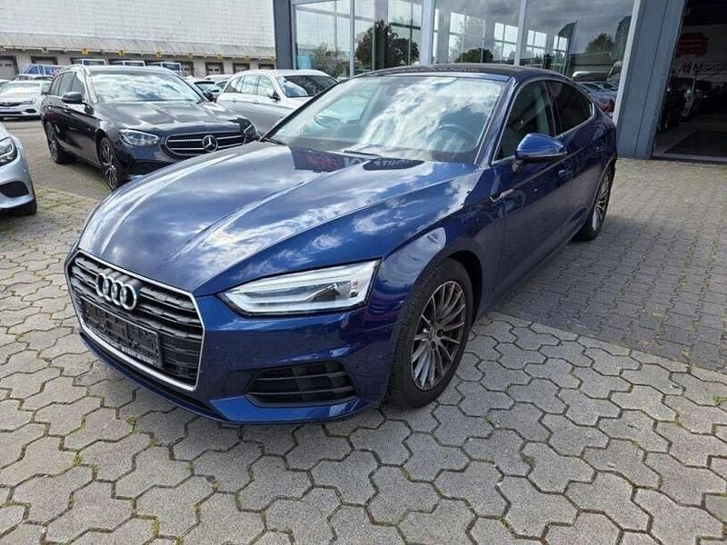 Blau Gebraucht 2018 Audi A5 Comfort Coupé | 16.900 € (Superpreis) - Bild 1/4