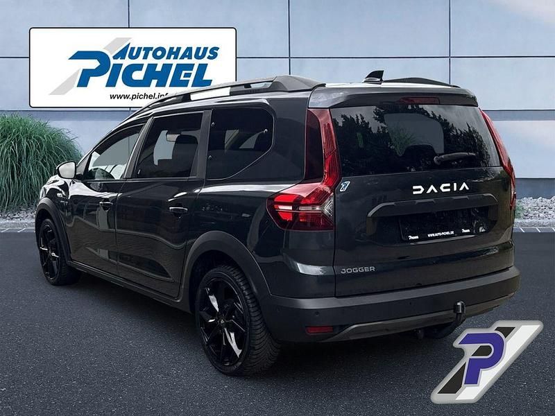 Gebraucht Dacia Jogger Comfort 110 PS (80 kW) 2022 Grau(metallic) Van / Kleinbus