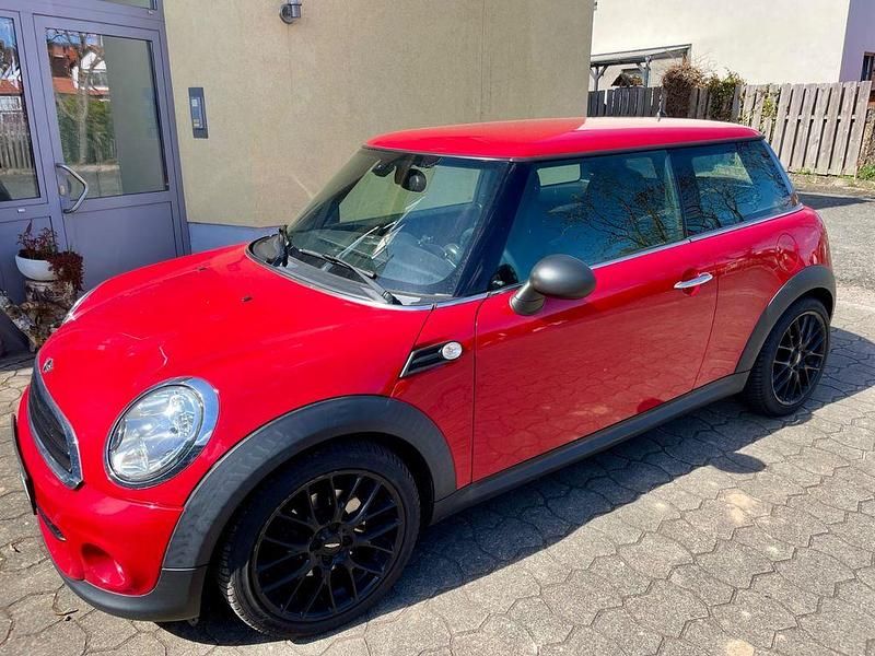 Usata Mini ONE 98 CV (72 kW) 2013 Rosso Utilitaria
